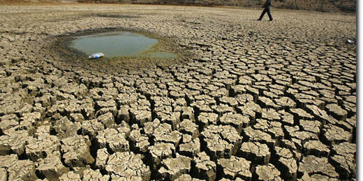(Source: The Permaculture Research Institute, http://www.permaculturenews.org/images/drought_evaporating_pond.jpg)